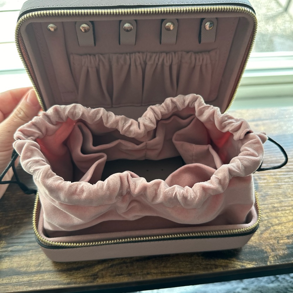 Calpak travel jewelry case